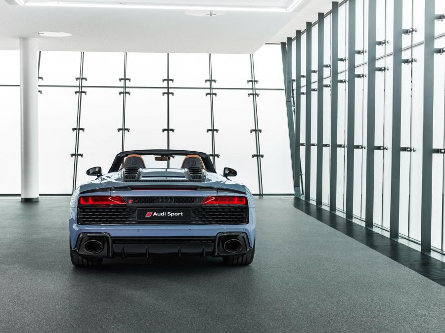  Audi R8 V10 Performance Spyder 2019 года  (WW) (фото 23 из 30)
